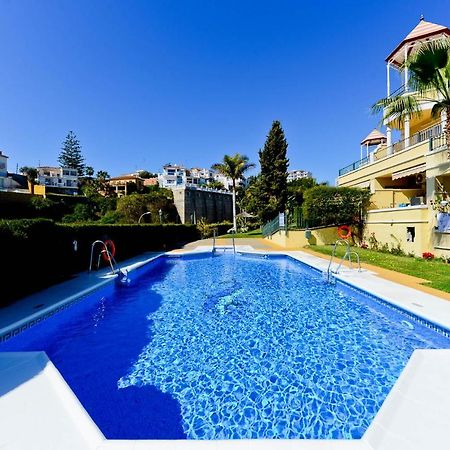 Refurbished 2-Bed Apartment Burriana Beach. Nerja Eksteriør billede